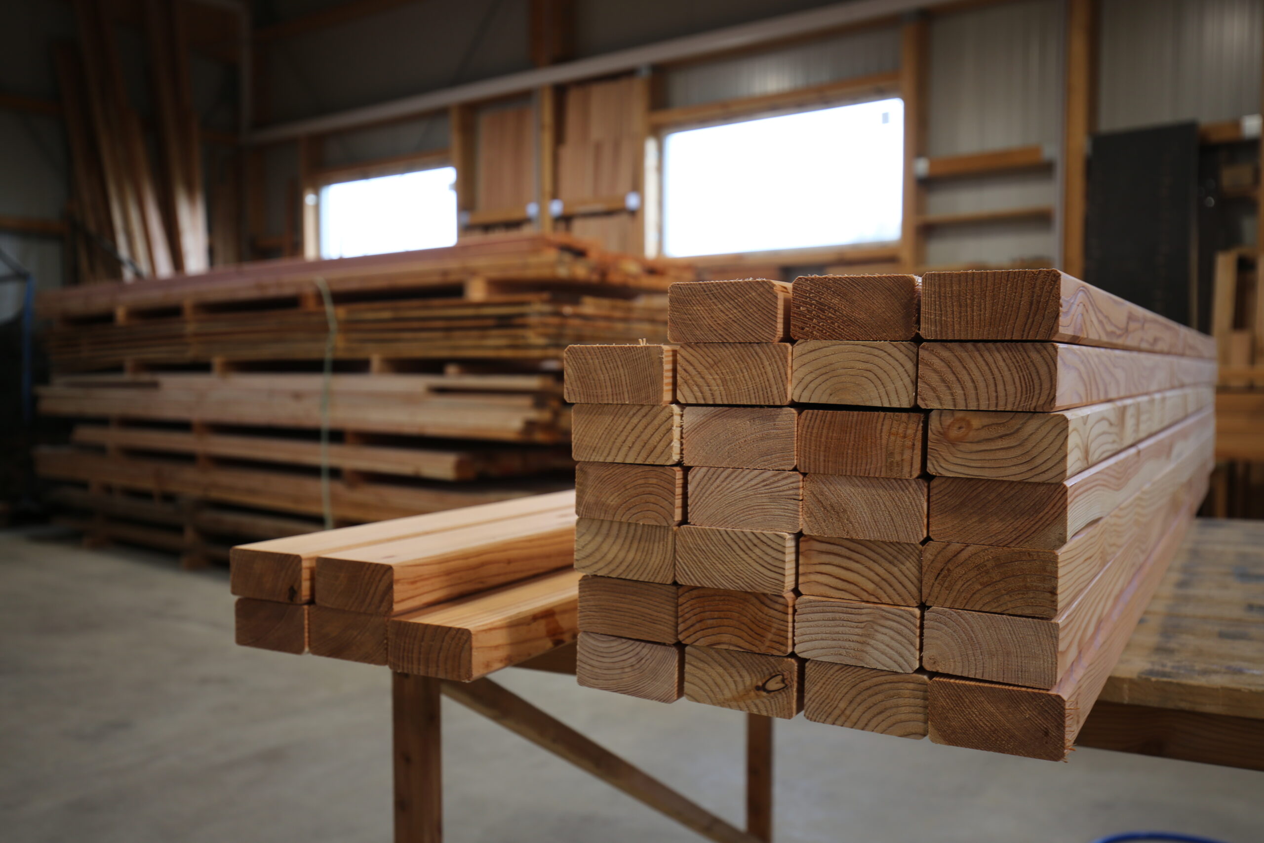 Poutres en bois dans la production Wandel